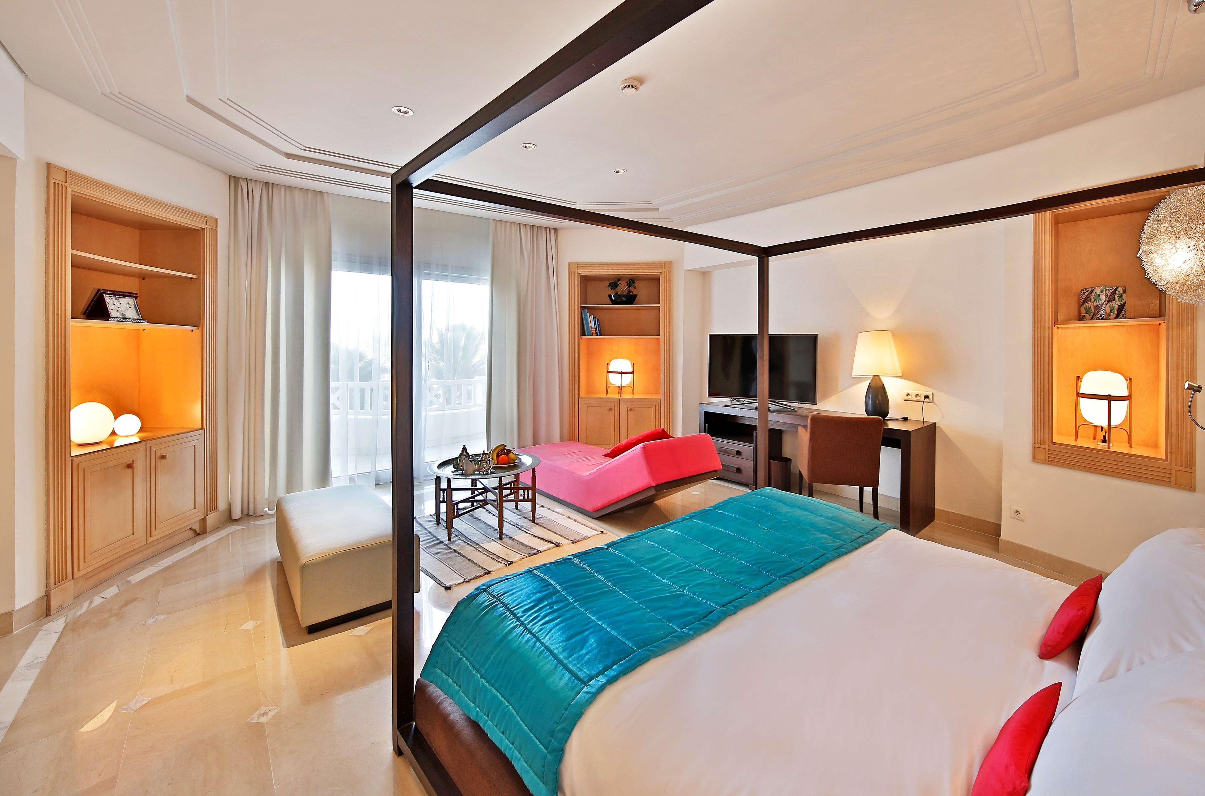 Radisson Blu Palace Resort & Thalasso, Djerba Mezraia Eksteriør billede Suite