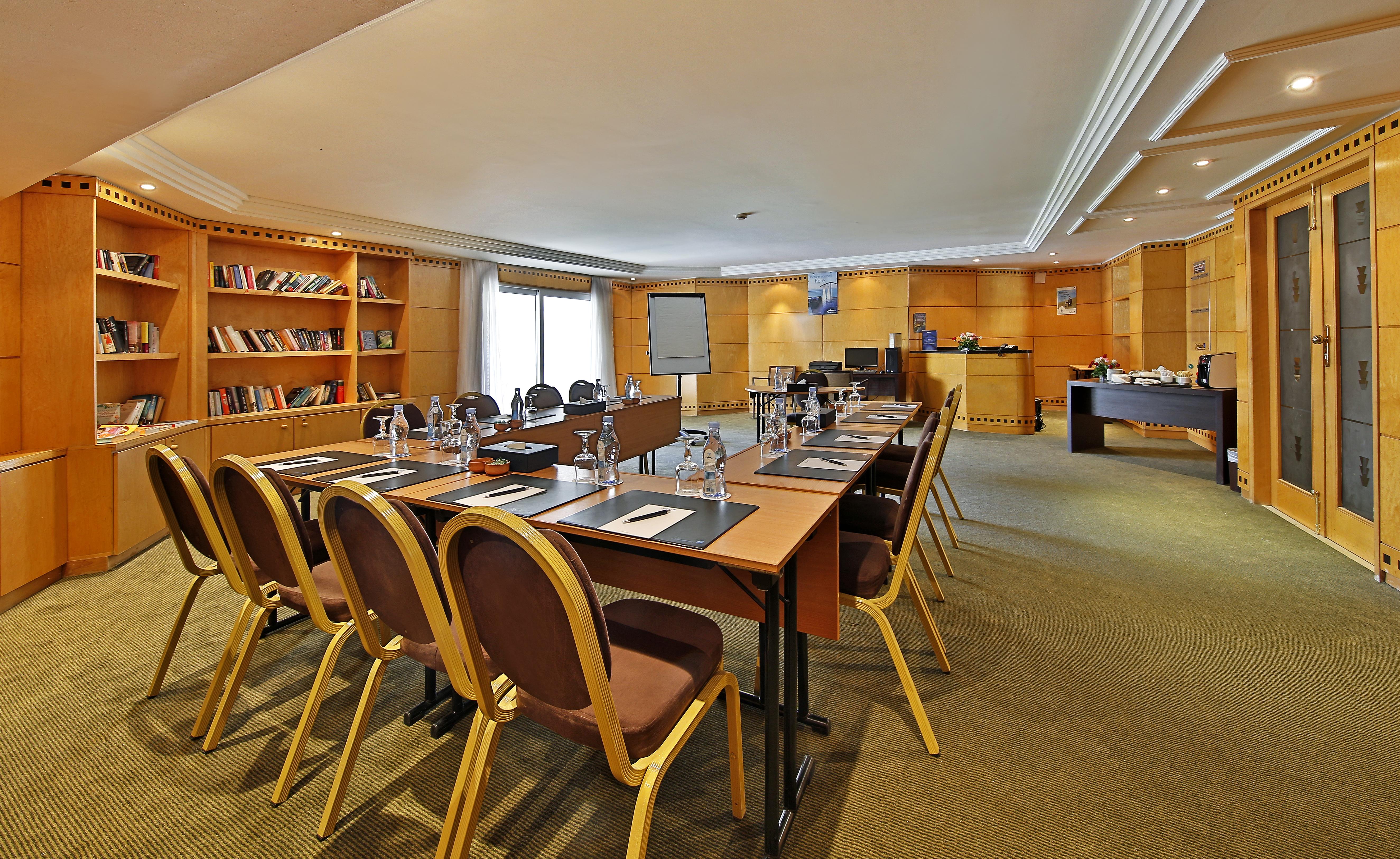 Radisson Blu Palace Resort & Thalasso, Djerba Mezraia Eksteriør billede Library